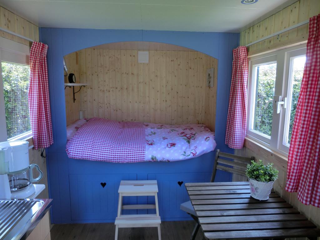 Pipowagen Camping Puur Genieten Bed & Breakfast Someren ห้อง รูปภาพ